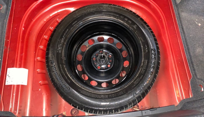 2016 Skoda Octavia STYLE PLUS AT 1.8 TSI, Petrol, Automatic, 53,253 km, Spare Tyre