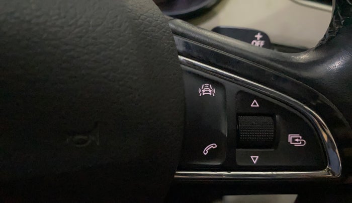 2016 Skoda Octavia STYLE PLUS AT 1.8 TSI, Petrol, Automatic, 53,253 km, Adaptive Cruise Control