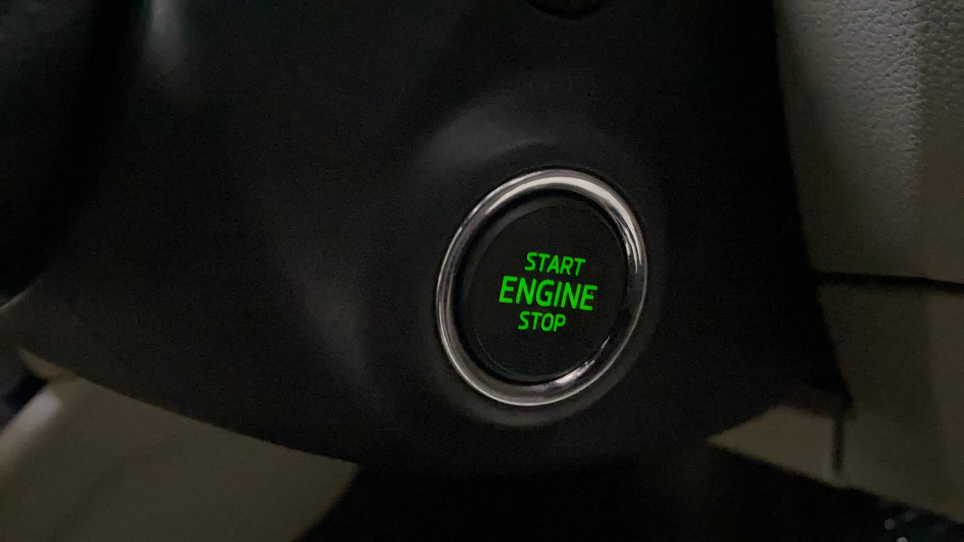 2016 Skoda Octavia STYLE PLUS AT 1.8 TSI, Petrol, Automatic, 53,253 km, Keyless Start/ Stop Button