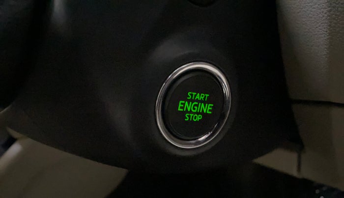 2016 Skoda Octavia STYLE PLUS AT 1.8 TSI, Petrol, Automatic, 53,253 km, Keyless Start/ Stop Button