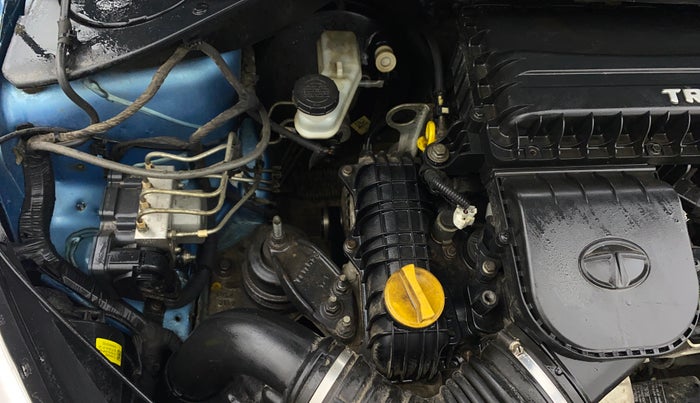 2017 Tata Tiago XZ PETROL, Petrol, Manual, 71,660 km, Engine View - Right