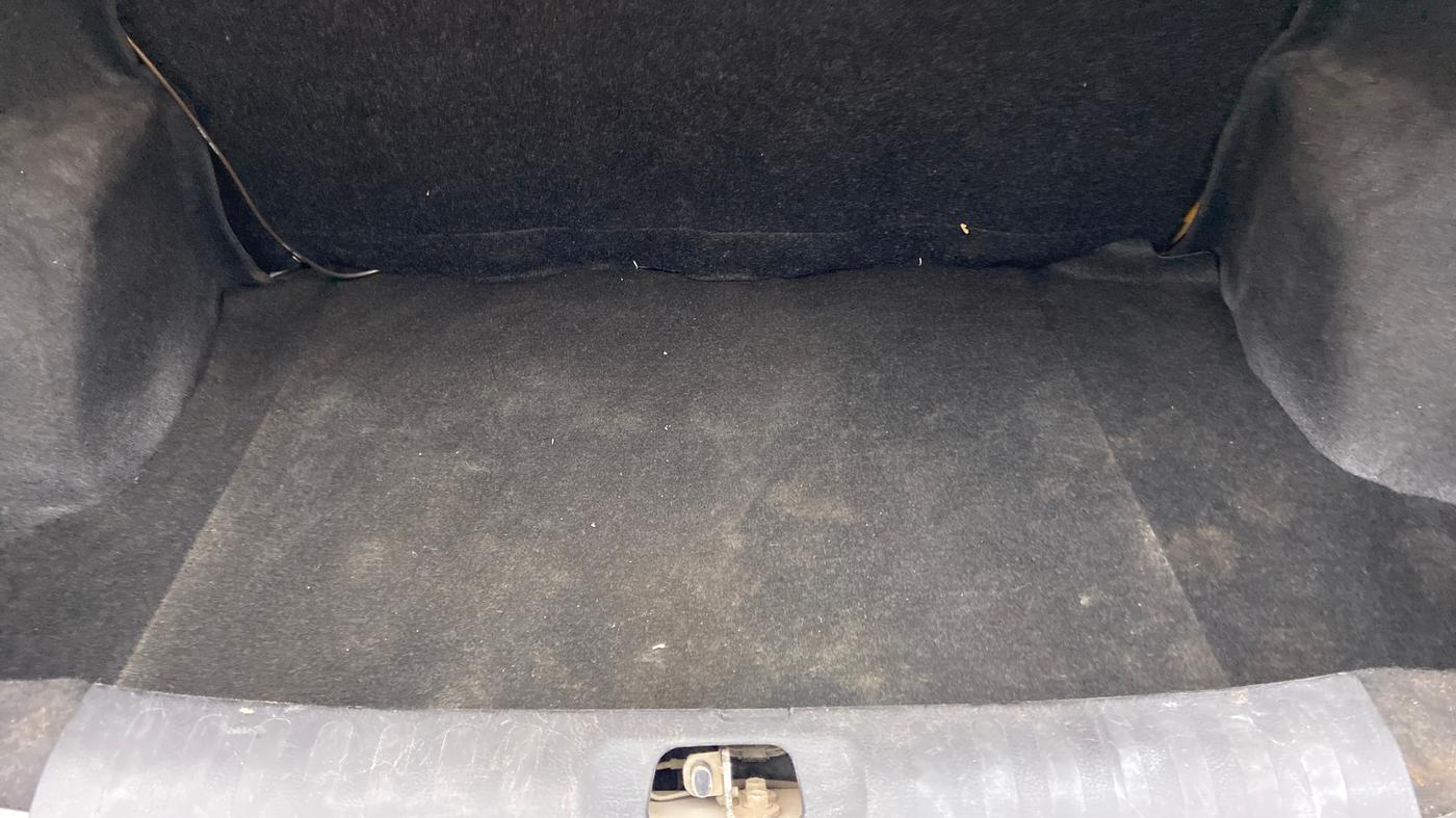 2014 Maruti Swift Dzire VXI, Petrol, Manual, 90,178 km, Boot Inside
