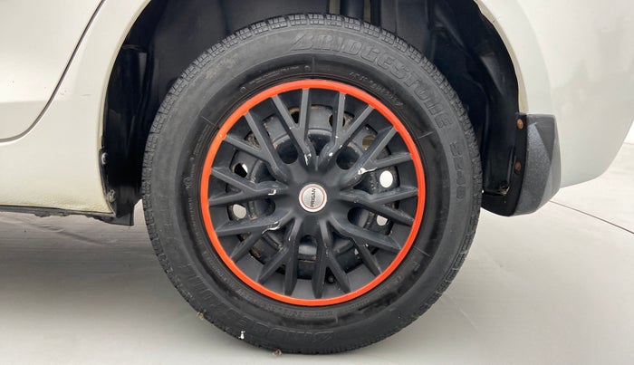 2014 Maruti Swift Dzire VXI, Petrol, Manual, 90,178 km, Left Rear Wheel