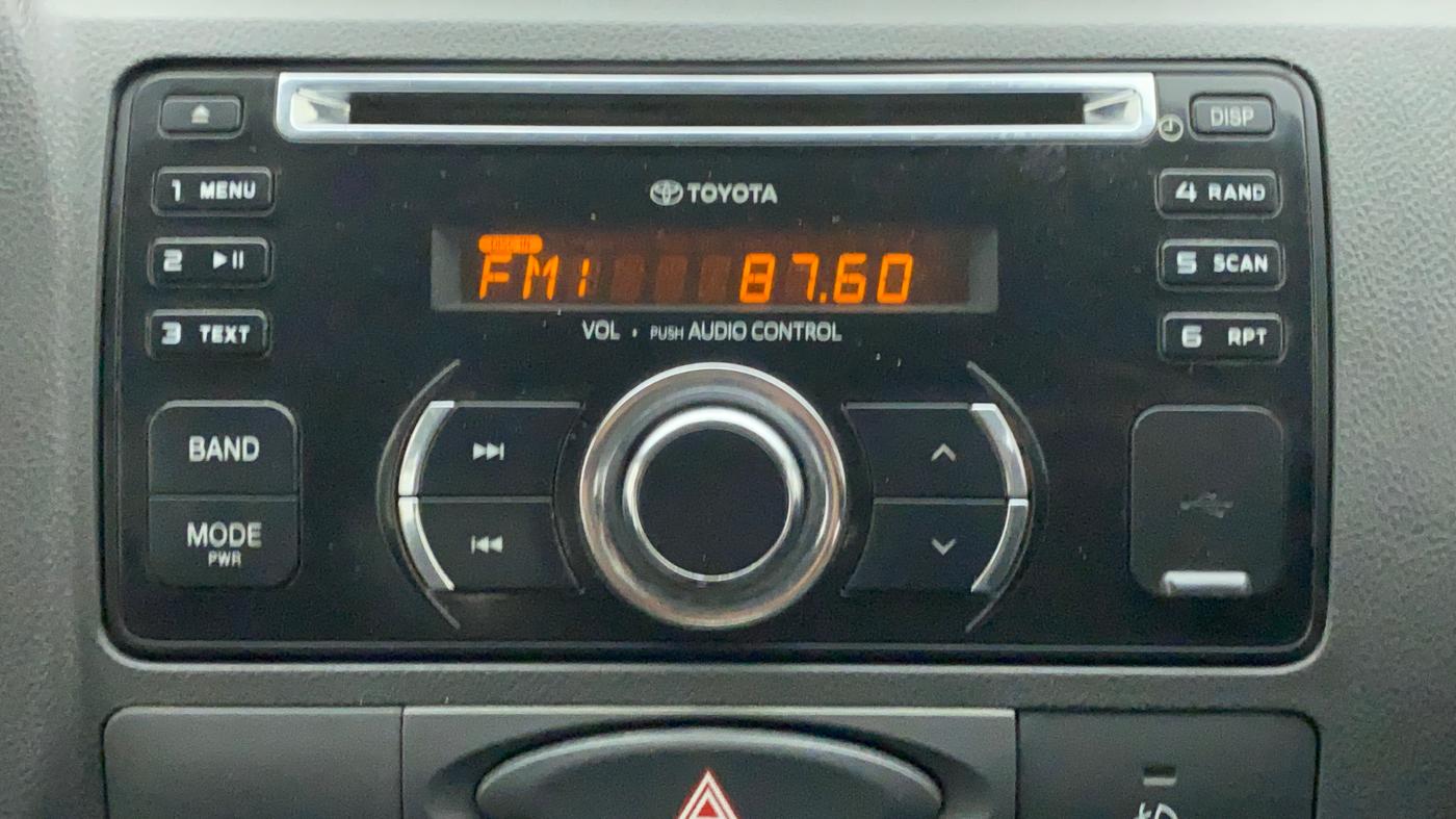 2013 Toyota Etios Liva G, Petrol, Manual, 65,822 km, Infotainment System