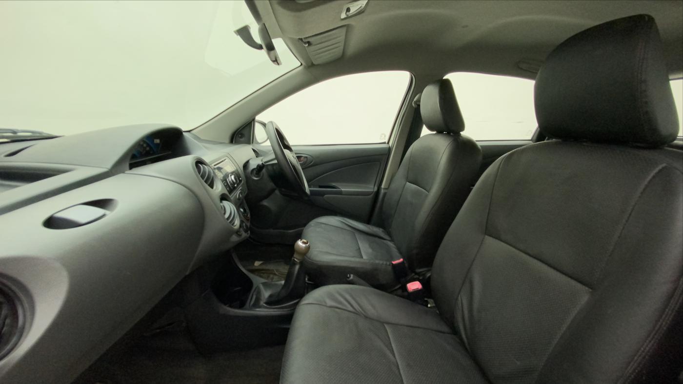 2013 Toyota Etios Liva G, Petrol, Manual, 65,822 km, Right Side Front Door Cabin