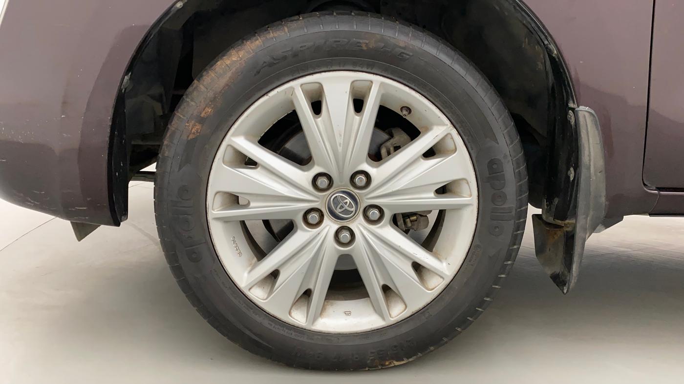 2016 Toyota Innova Crysta 2.8 ZX AT 7 STR, Diesel, Automatic, 61,660 km, Left Front Wheel