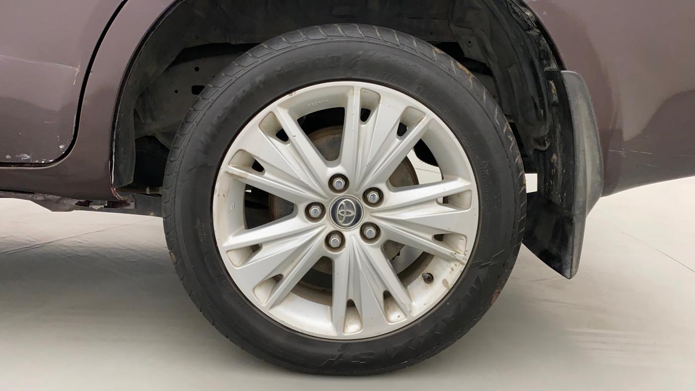2016 Toyota Innova Crysta 2.8 ZX AT 7 STR, Diesel, Automatic, 61,660 km, Left Rear Wheel