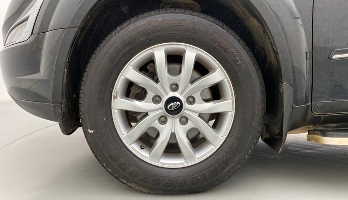 2017 Mahindra XUV500 W8 FWD, Diesel, Manual, 44,073 km, Left Front Wheel