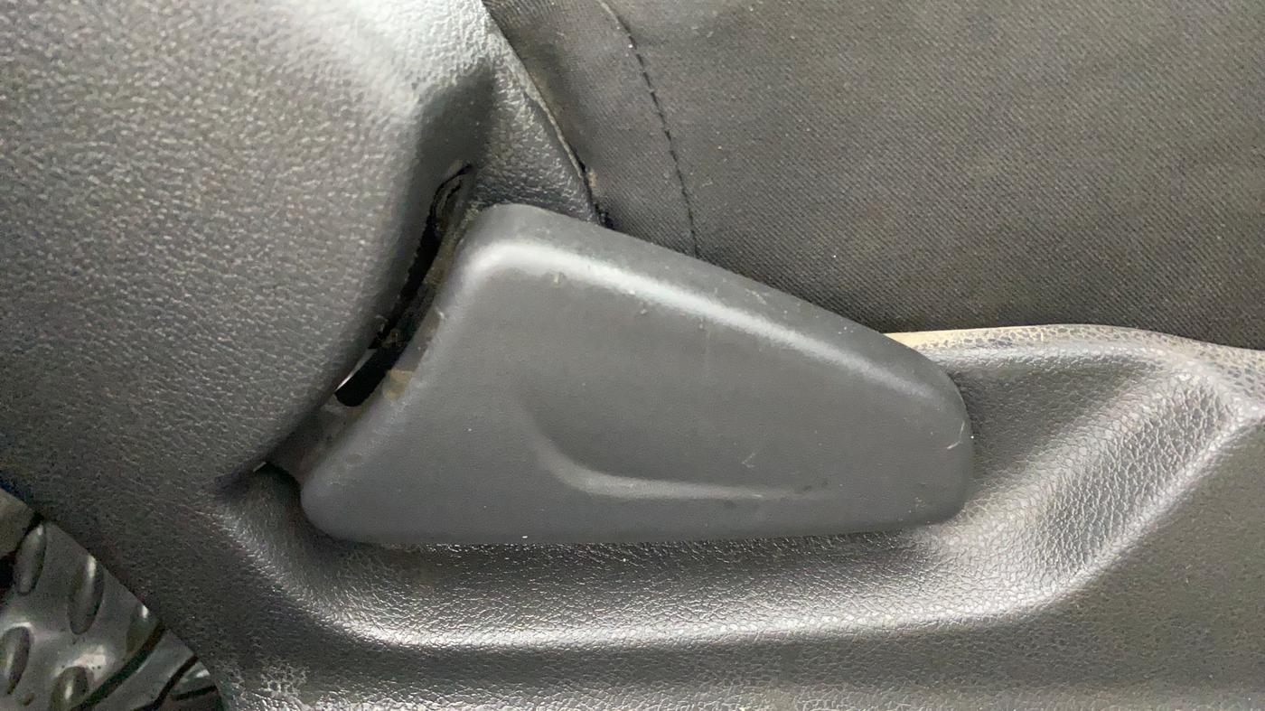 2015 Renault Kwid RXL, Petrol, Manual, 60,545 km, Driver Side Adjustment Panel