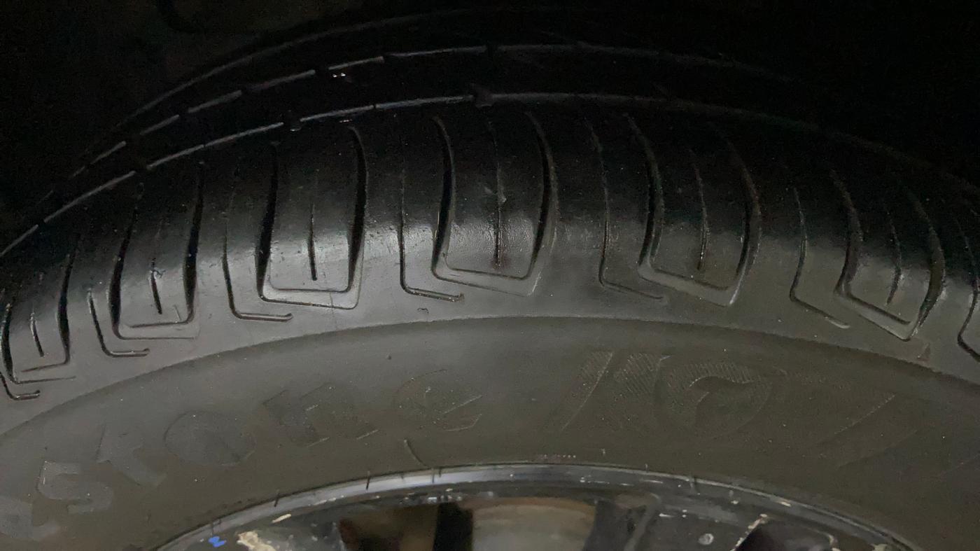 2018 Maruti Vitara Brezza ZDI, Diesel, Manual, 88,638 km, Left Front Tyre Tread