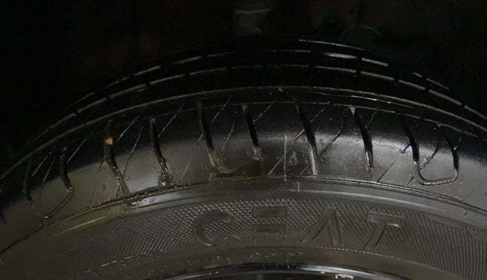 2018 Maruti Vitara Brezza ZDI, Diesel, Manual, 88,638 km, Right Front Tyre Tread