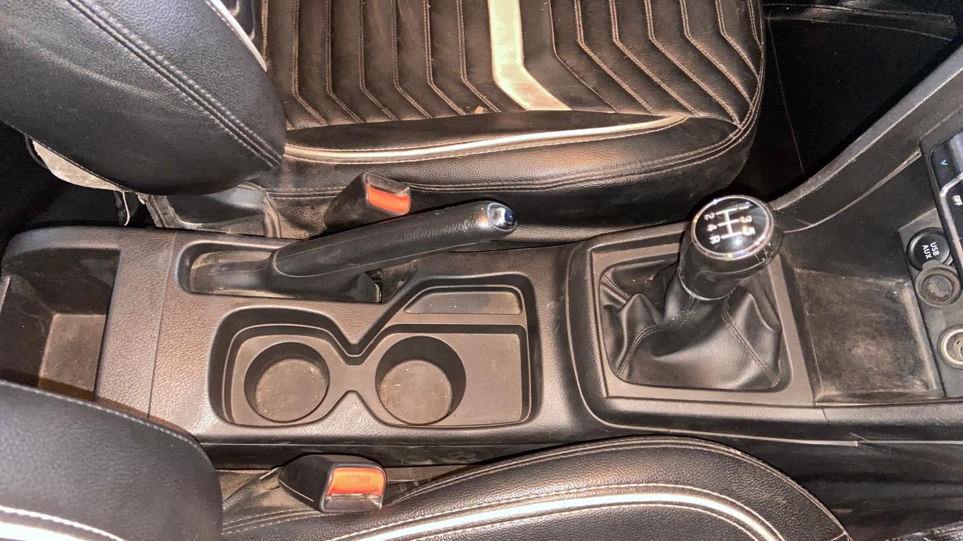 2018 Maruti Vitara Brezza ZDI, Diesel, Manual, 88,638 km, Gear Lever