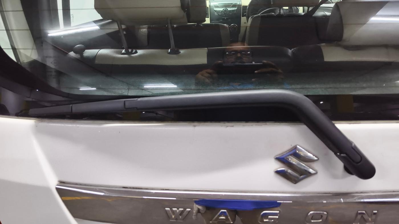 2017 Maruti Wagon R 1.0 VXI, Petrol, Manual, 22,302 km, Rear Wiper