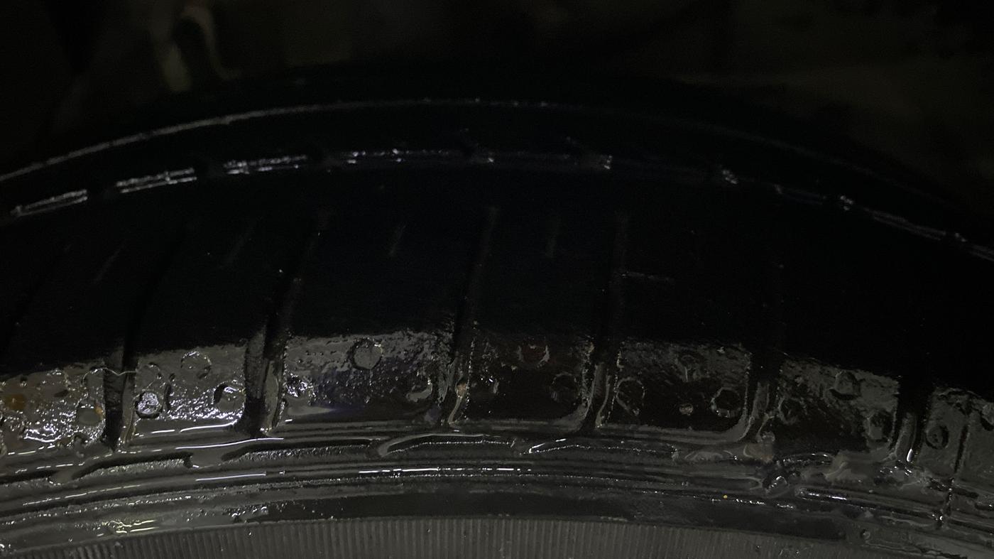 2015 Tata Bolt XT REVOTRON, CNG, Manual, 48,311 km, Right Front Tyre Tread
