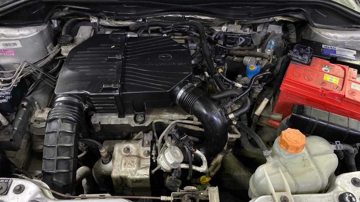 2015 Tata Bolt XT REVOTRON, CNG, Manual, 48,311 km, Engine View