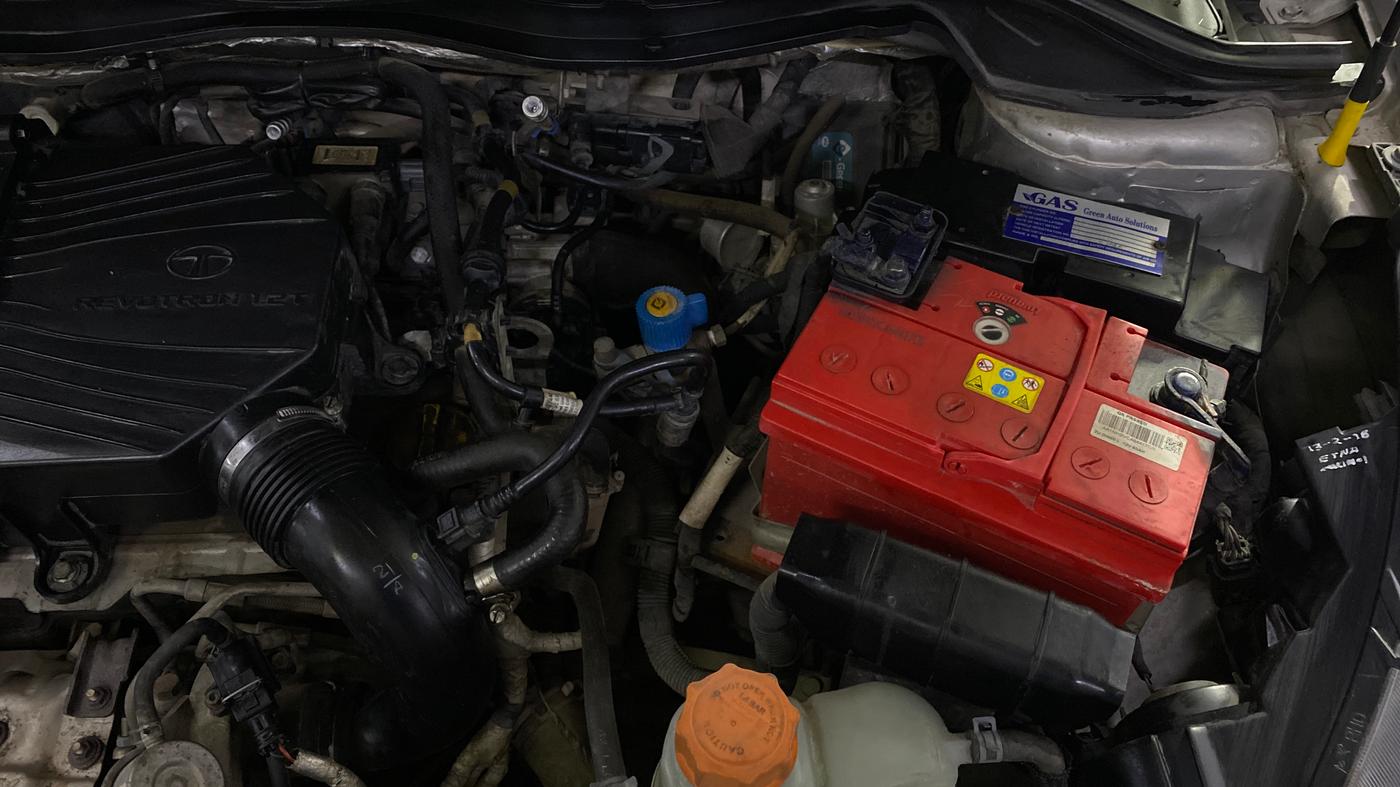 2015 Tata Bolt XT REVOTRON, CNG, Manual, 48,311 km, Engine View - Left