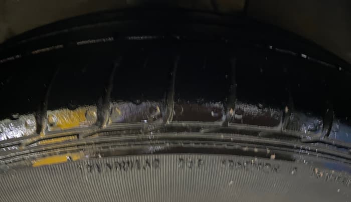 2015 Tata Bolt XT REVOTRON, CNG, Manual, 48,575 km, Right Rear Tyre Tread