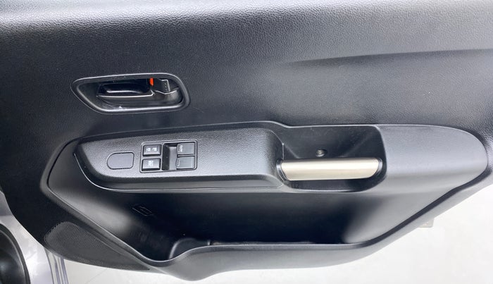 2017 Maruti IGNIS SIGMA 1.2 K12, Petrol, Manual, 31,406 km, Driver Side Door Panels Control