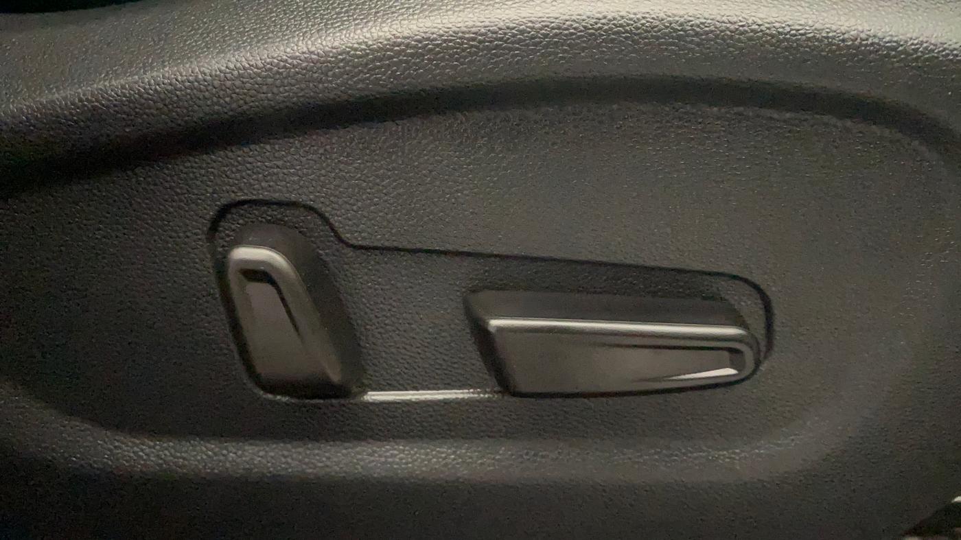 2019 Hyundai Creta SX (O) 1.6 PETROL, Petrol, Manual, 54,003 km, Driver Side Adjustment Panel