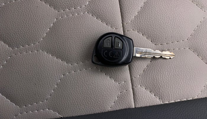 2020 Maruti S PRESSO VXI, Petrol, Manual, 39,854 km, Key Close Up