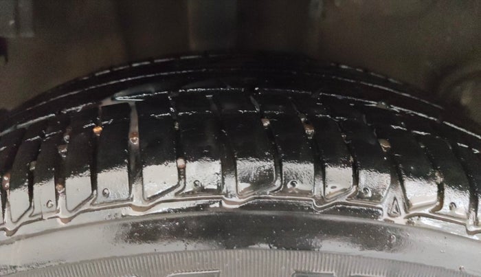 2020 Tata Tiago XZA PLUS PETROL, Petrol, Automatic, 29,521 km, Right Rear Tyre Tread