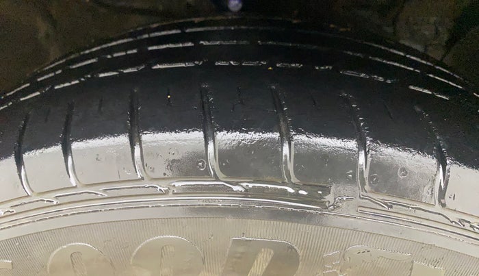 2015 Hyundai Creta S 1.6 PETROL, Petrol, Manual, 81,727 km, Right Front Tyre Tread