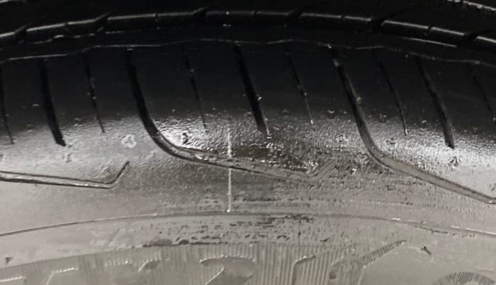 2017 Honda WR-V 1.2L I-VTEC VX MT, Petrol, Manual, 46,442 km, Right Rear Tyre Tread