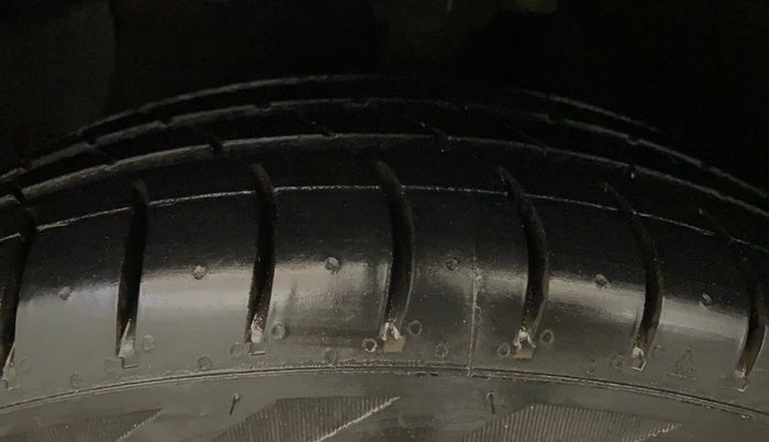 2019 Hyundai Xcent SX 1.2, Petrol, Manual, 44,831 km, Left Front Tyre Tread