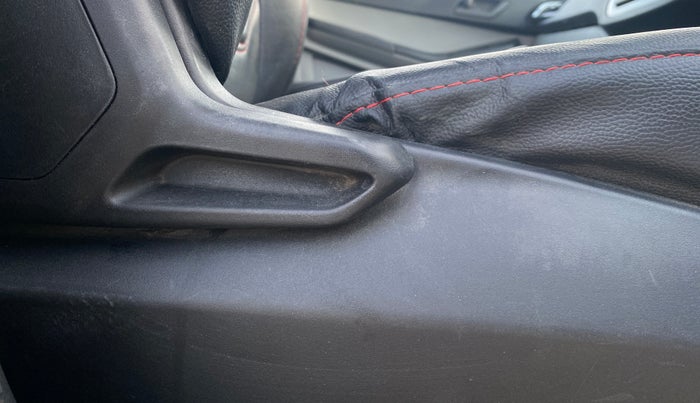 2021 Tata Tiago XT PETROL, Petrol, Manual, 44,033 km, Driver Side Adjustment Panel