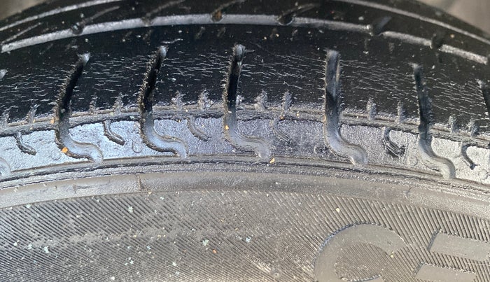 2021 Tata Tiago XT PETROL, Petrol, Manual, 44,033 km, Right Front Tyre Tread