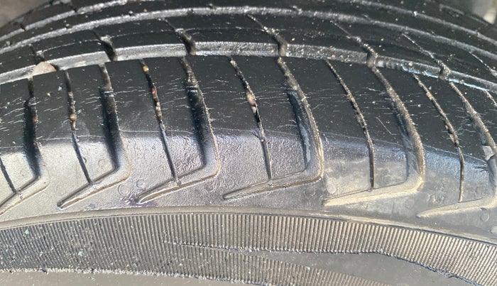 2021 Tata Tiago XT PETROL, Petrol, Manual, 44,033 km, Left Rear Tyre Tread