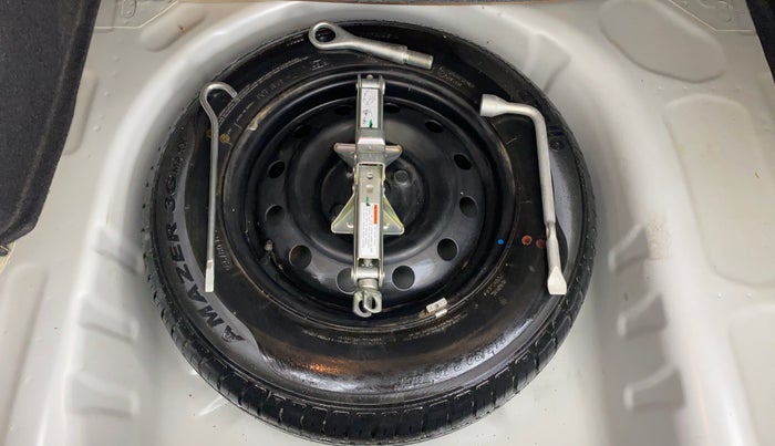 2019 Maruti Dzire VXI, Petrol, Manual, 7,804 km, Spare Tyre