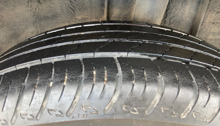 2023 Nissan MAGNITE XV TURBO, Petrol, Manual, 24,524 km, Left Rear Tyre Tread