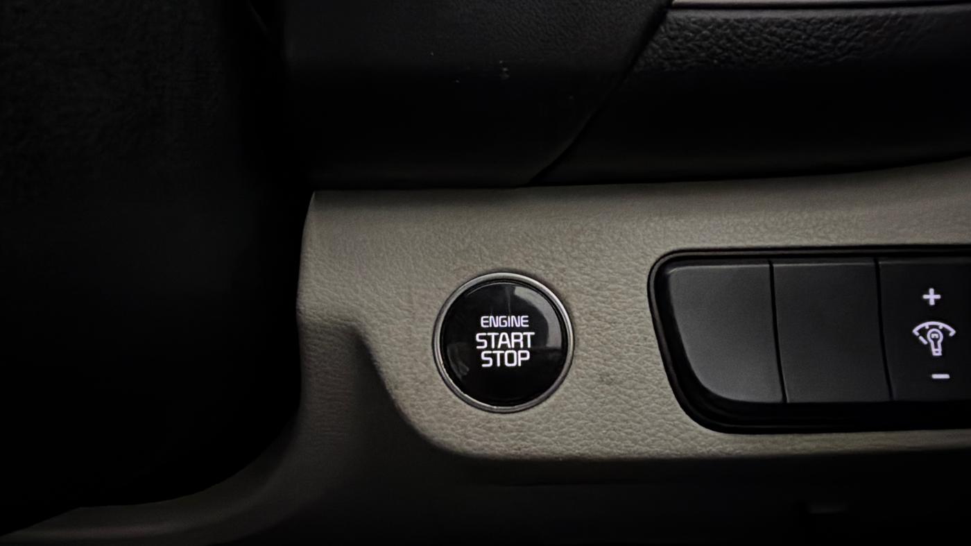 2020 KIA SELTOS HTX IVT 1.5 PETROL, CNG, Automatic, 74,399 km, Keyless Start/ Stop Button