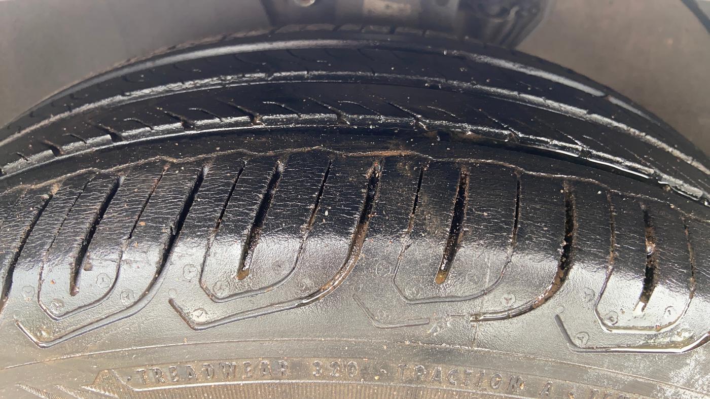 2015 Volkswagen Polo GT TSI AT, Petrol, Automatic, 52,581 km, Left Front Tyre Tread