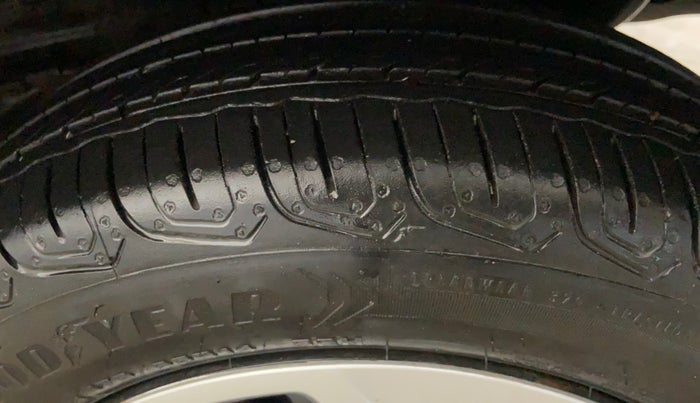 2023 Tata Tiago XT (O) PETROL, Petrol, Manual, 10,442 km, Left Rear Tyre Tread