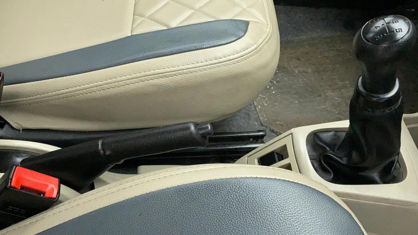 2020 Maruti Alto VXI PLUS, Petrol, Manual, 15,186 km, Gear Lever