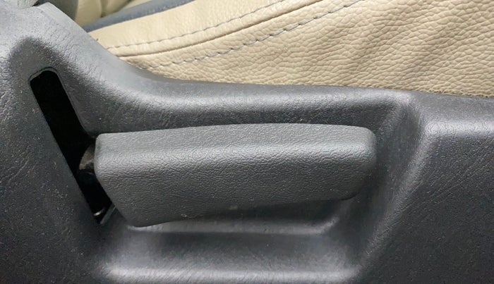 2020 Maruti Alto VXI PLUS, Petrol, Manual, 15,186 km, Driver Side Adjustment Panel