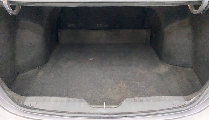 2015 Maruti Ciaz VXI+, Petrol, Manual, 68,617 km, Boot Inside