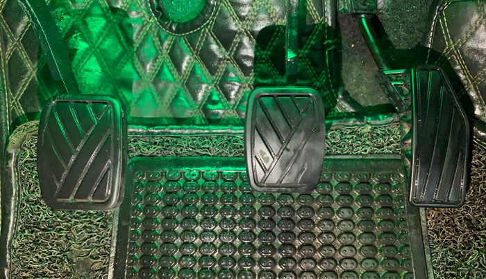 2021 Maruti XL6 ALPHA MT, Petrol, Manual, 91,044 km, Pedals