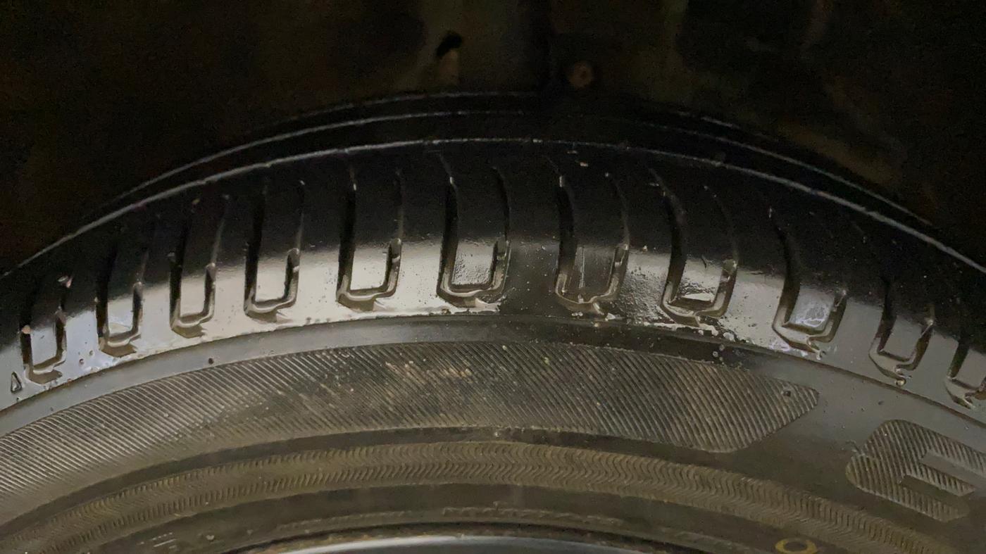 2021 Maruti XL6 ALPHA MT, Petrol, Manual, 91,052 km, Right Front Tyre Tread