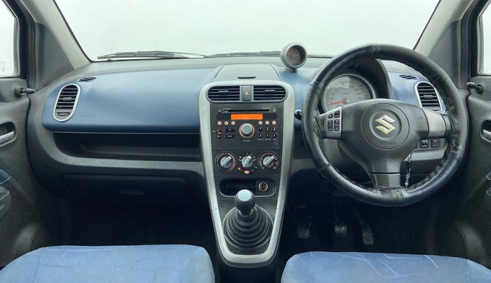 2010 Maruti Ritz ZXI, Petrol, Manual, 33,878 km, Dashboard