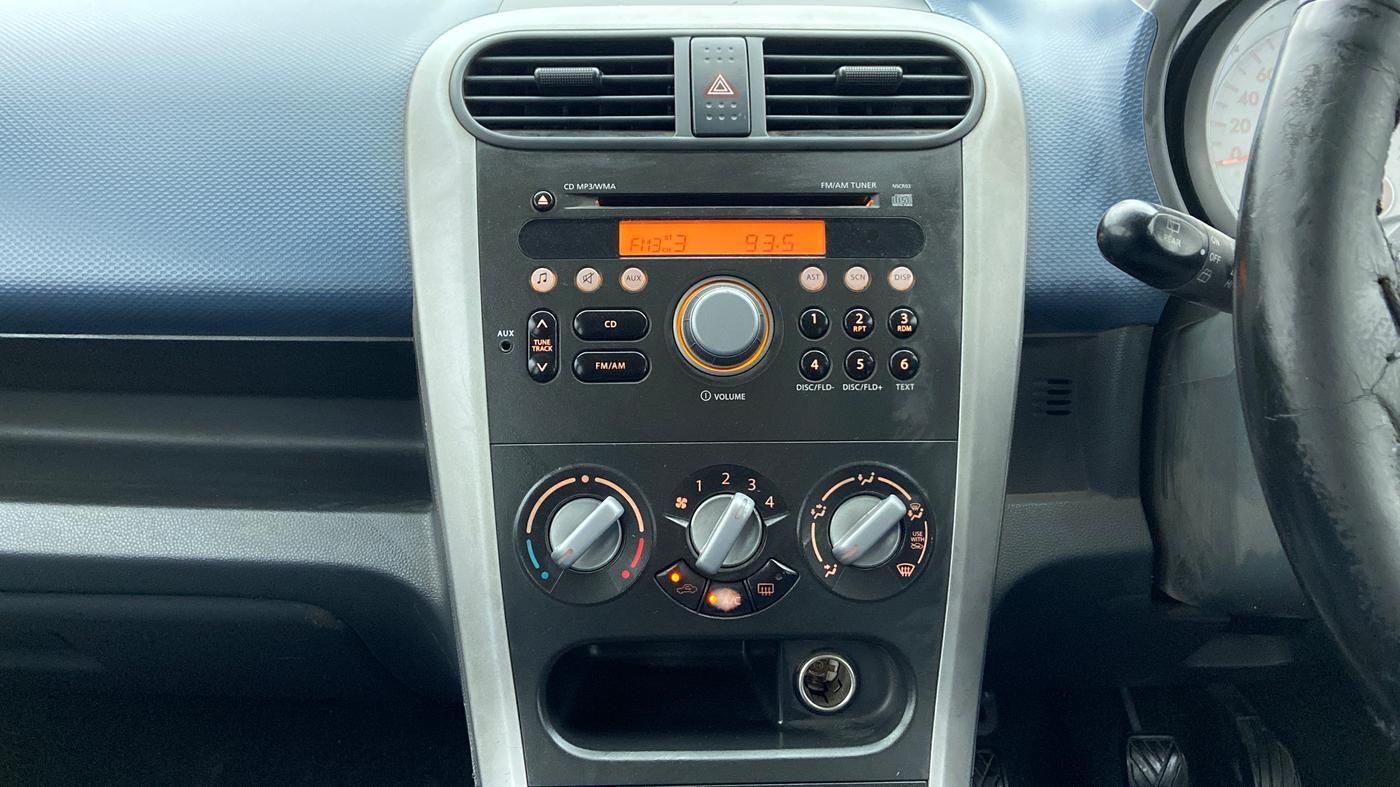 2010 Maruti Ritz ZXI, Petrol, Manual, 33,878 km, Air Conditioner