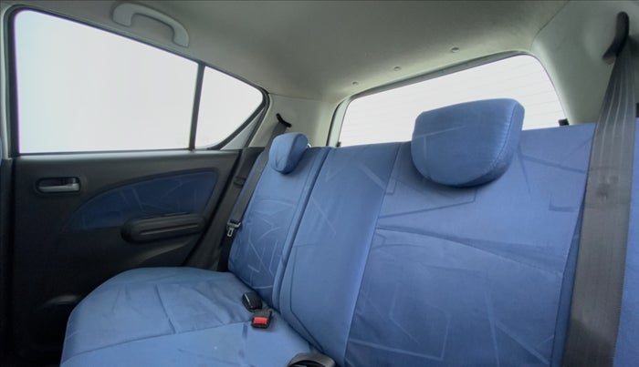 2010 Maruti Ritz ZXI, Petrol, Manual, 33,878 km, Right Side Rear Door Cabin