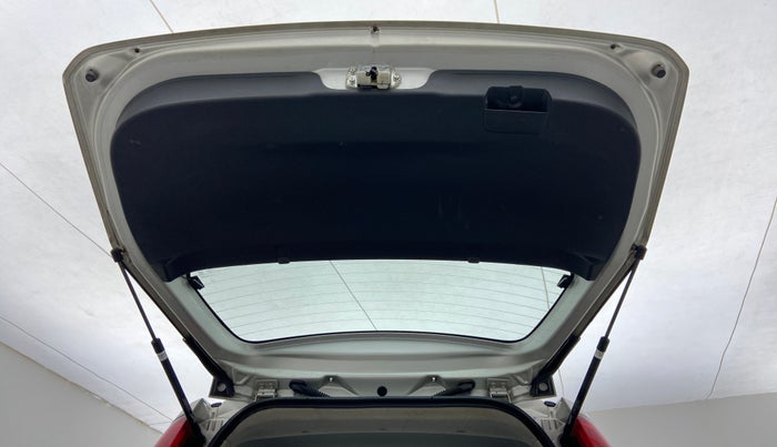 2010 Maruti Ritz ZXI, Petrol, Manual, 33,878 km, Boot Door Open