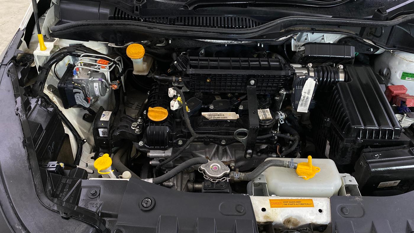 2025 Tata ALTROZ Creative Petrol 5AMT, Petrol, Automatic, 9,054 km, Engine View - Right