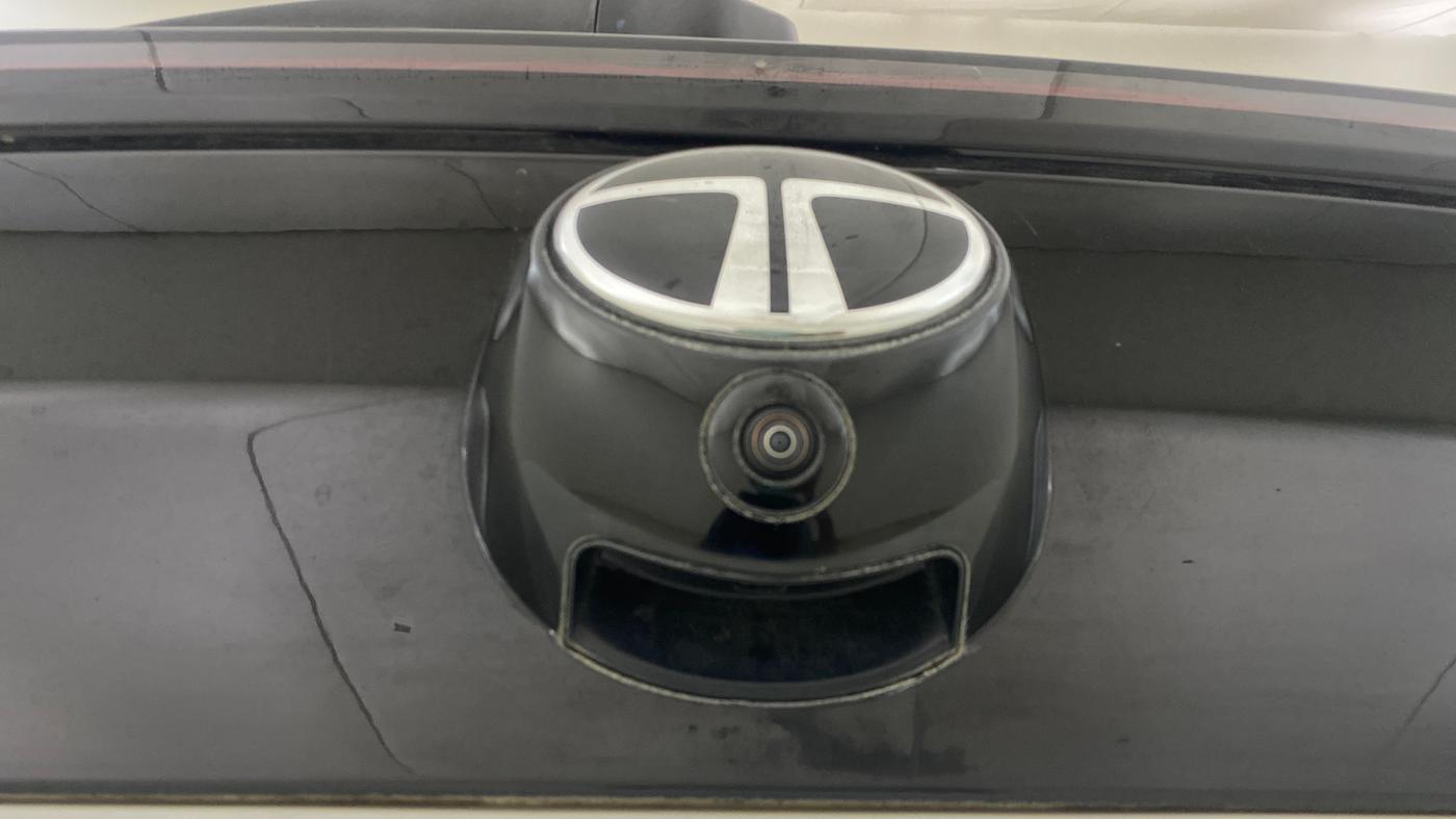 2025 Tata ALTROZ Creative Petrol 5AMT, Petrol, Automatic, 9,054 km, Parking Camera