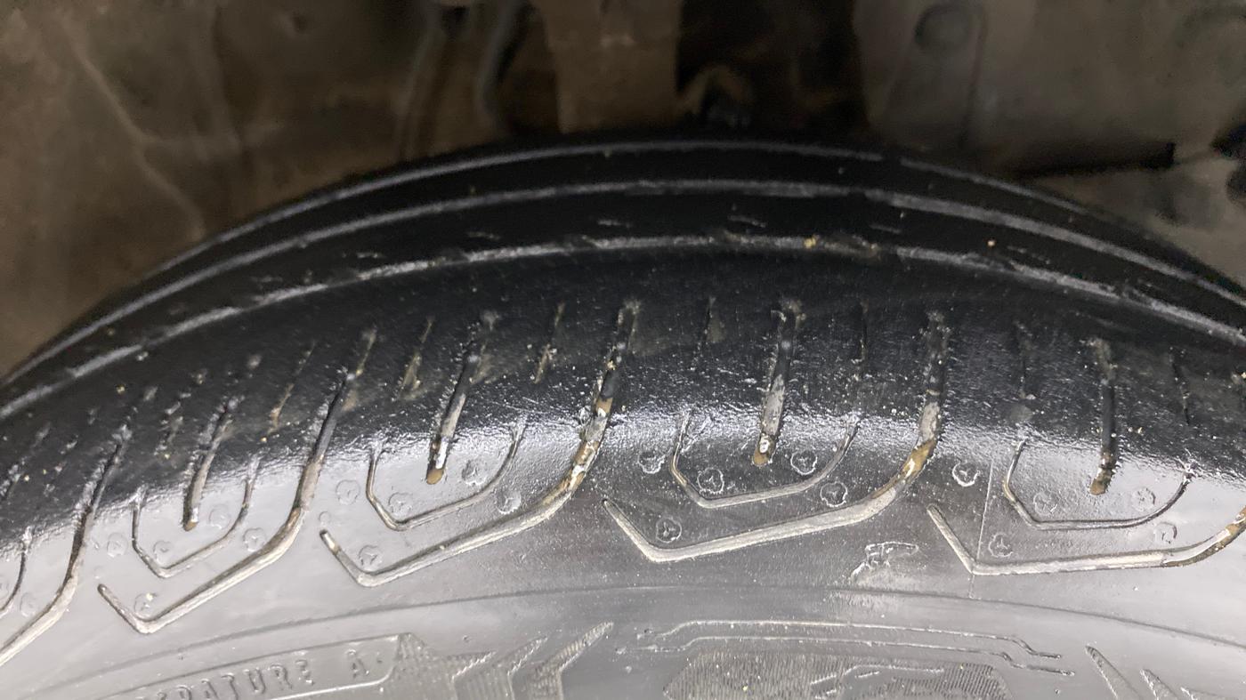 2016 Honda Jazz 1.2L I-VTEC V AT, Petrol, Automatic, 85,680 km, Right Front Tyre Tread