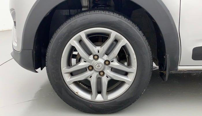 2019 Renault TRIBER RXZ, Petrol, Manual, 53,617 km, Left Front Wheel