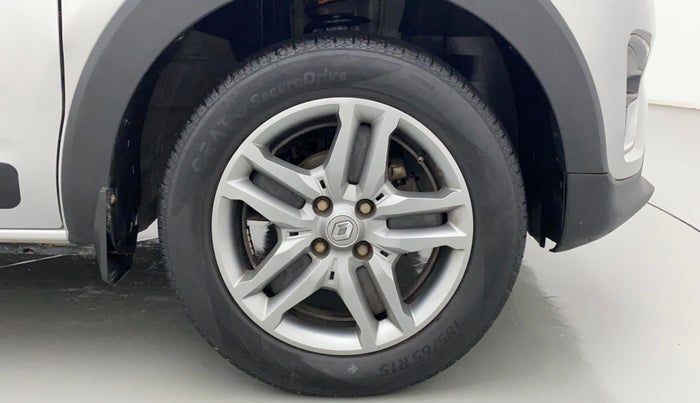 2019 Renault TRIBER RXZ, Petrol, Manual, 53,617 km, Right Front Wheel